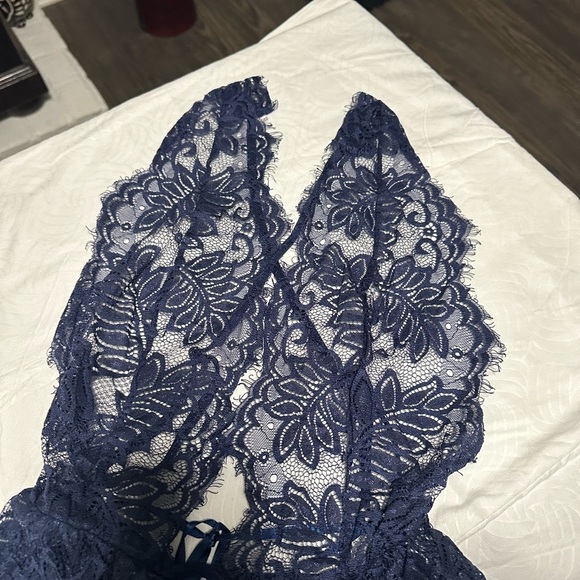 Navy Blue Lace Bodysuit - Picture 3 of 6